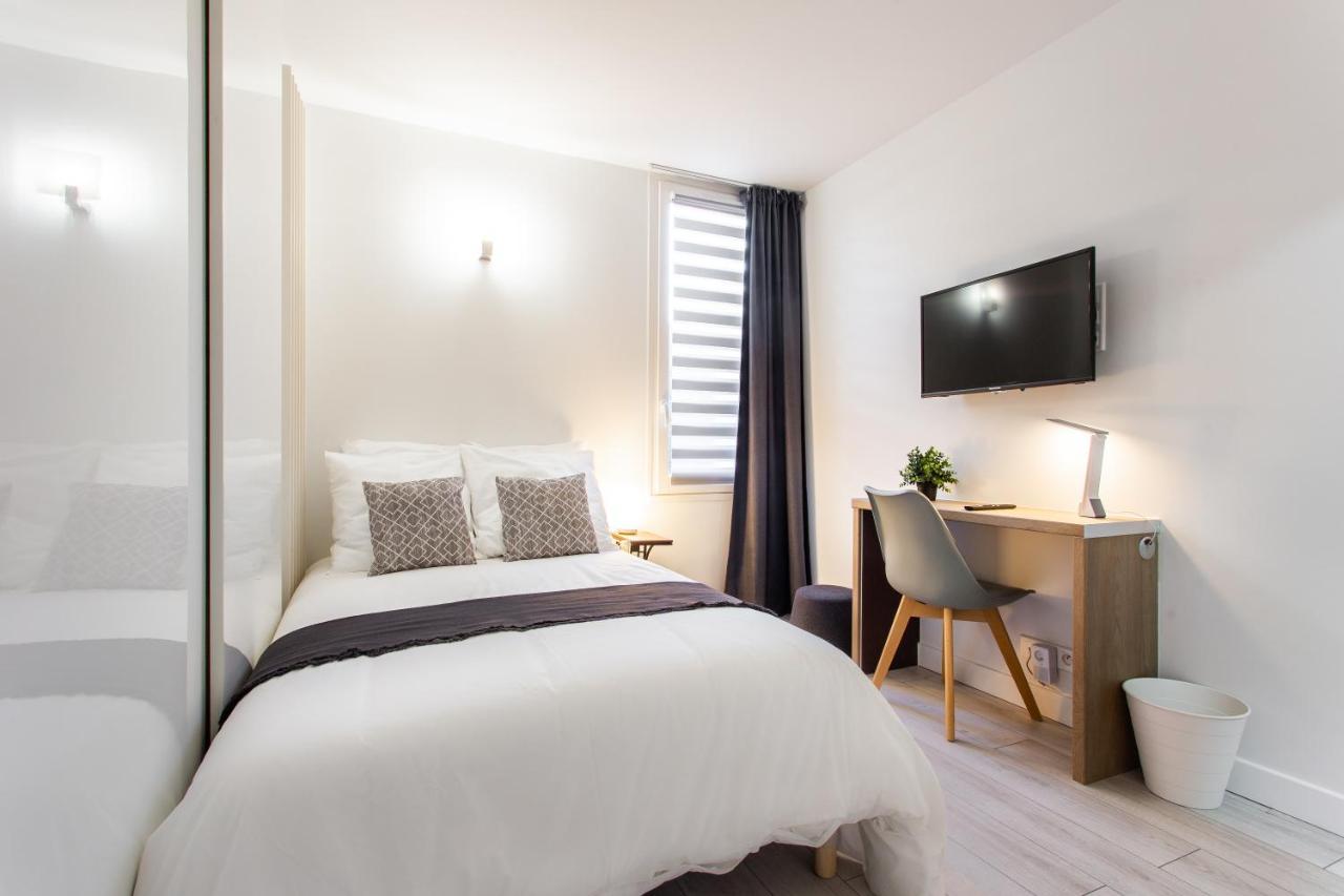 D&E - Paris-Disney - Holidays Apartment - Appartement De Vacances - 5 Chambres- 5 Sdb - 5 Bedrooms - 5 Bathrooms - Netflix Champs-Sur-Marne Dış mekan fotoğraf